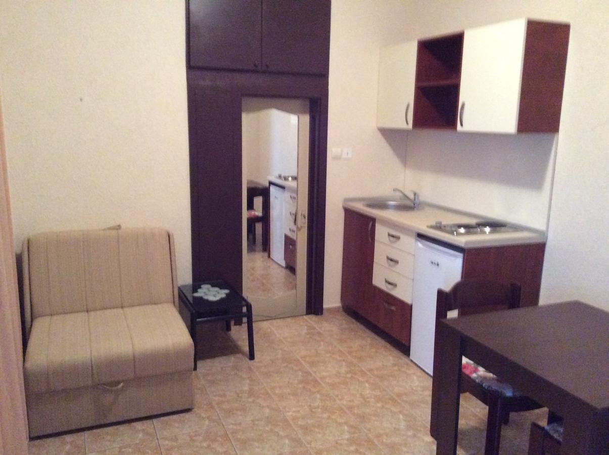 Apartments Simo Petrovac Екстер'єр фото
